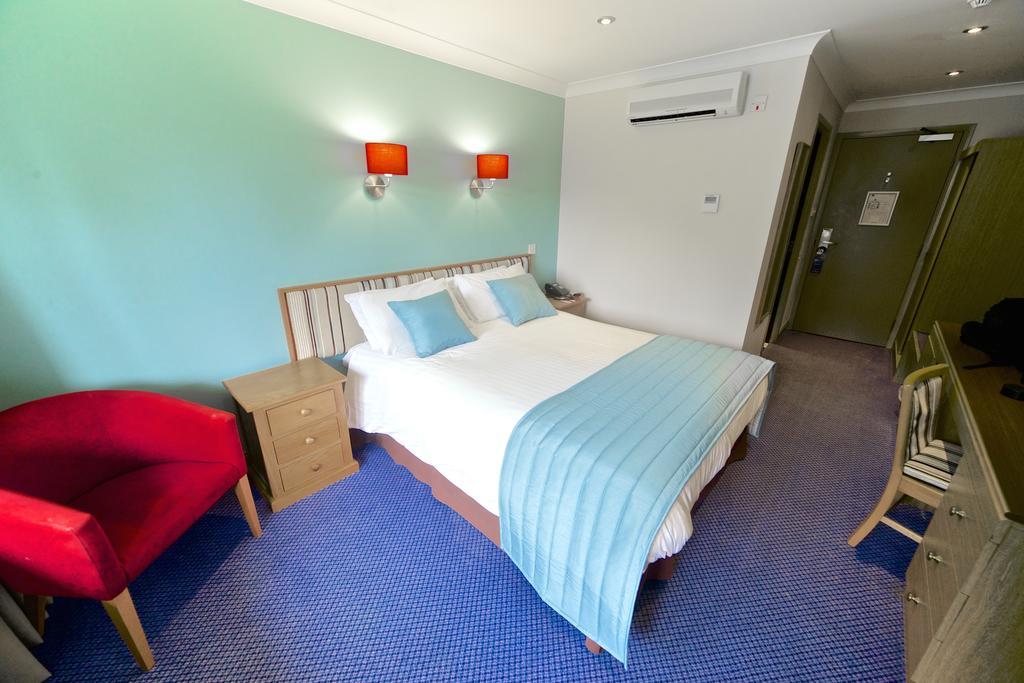 Best Western Brook Hotel NWI Esterno foto