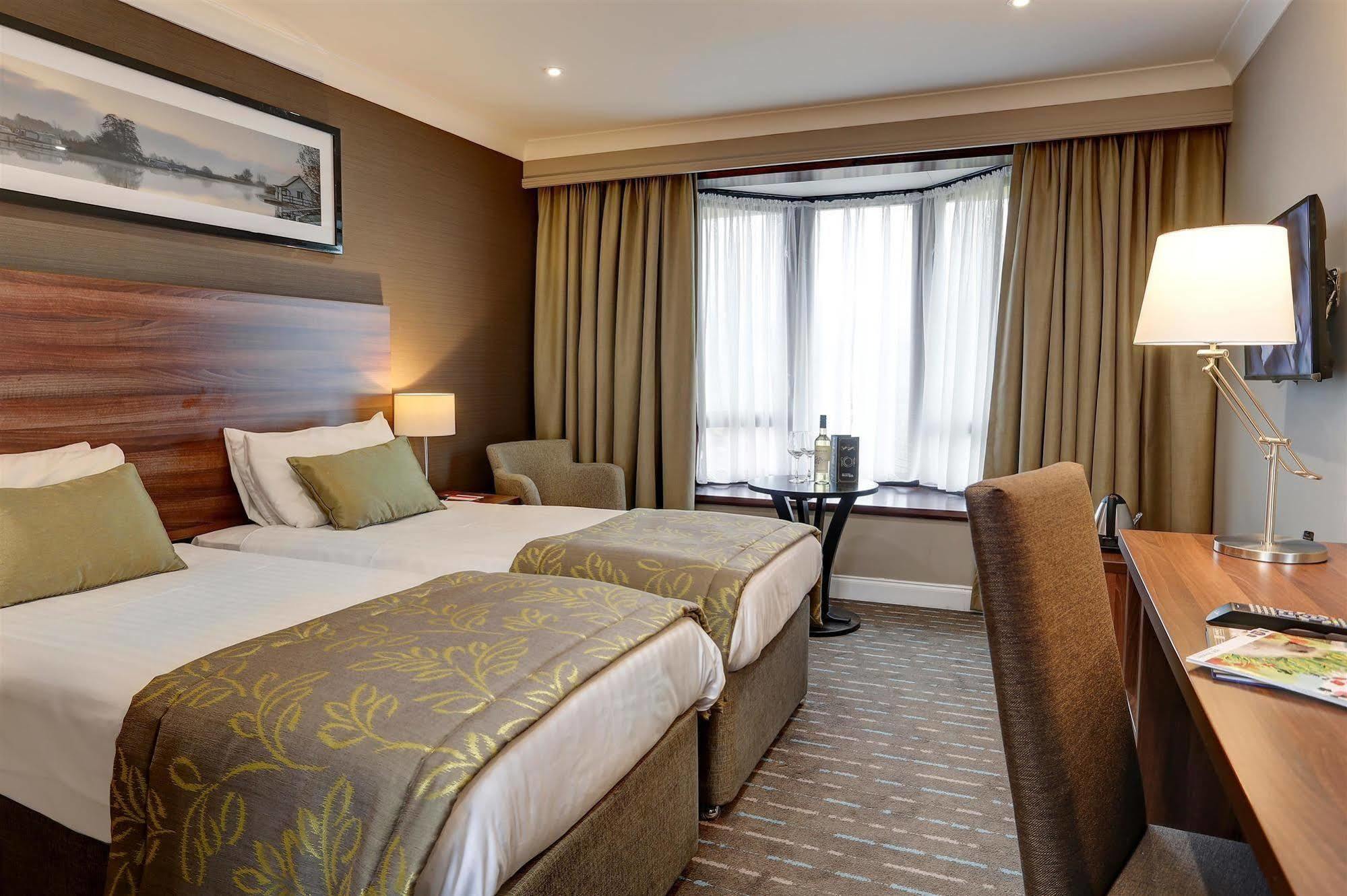 Best Western Brook Hotel NWI Esterno foto